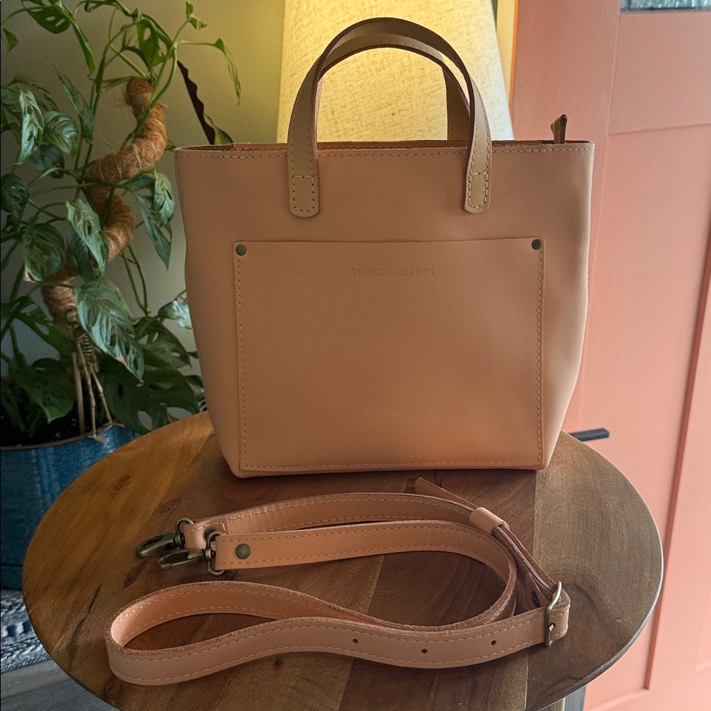 Portland Leather Goods Mini Tote / Crossbody 👜